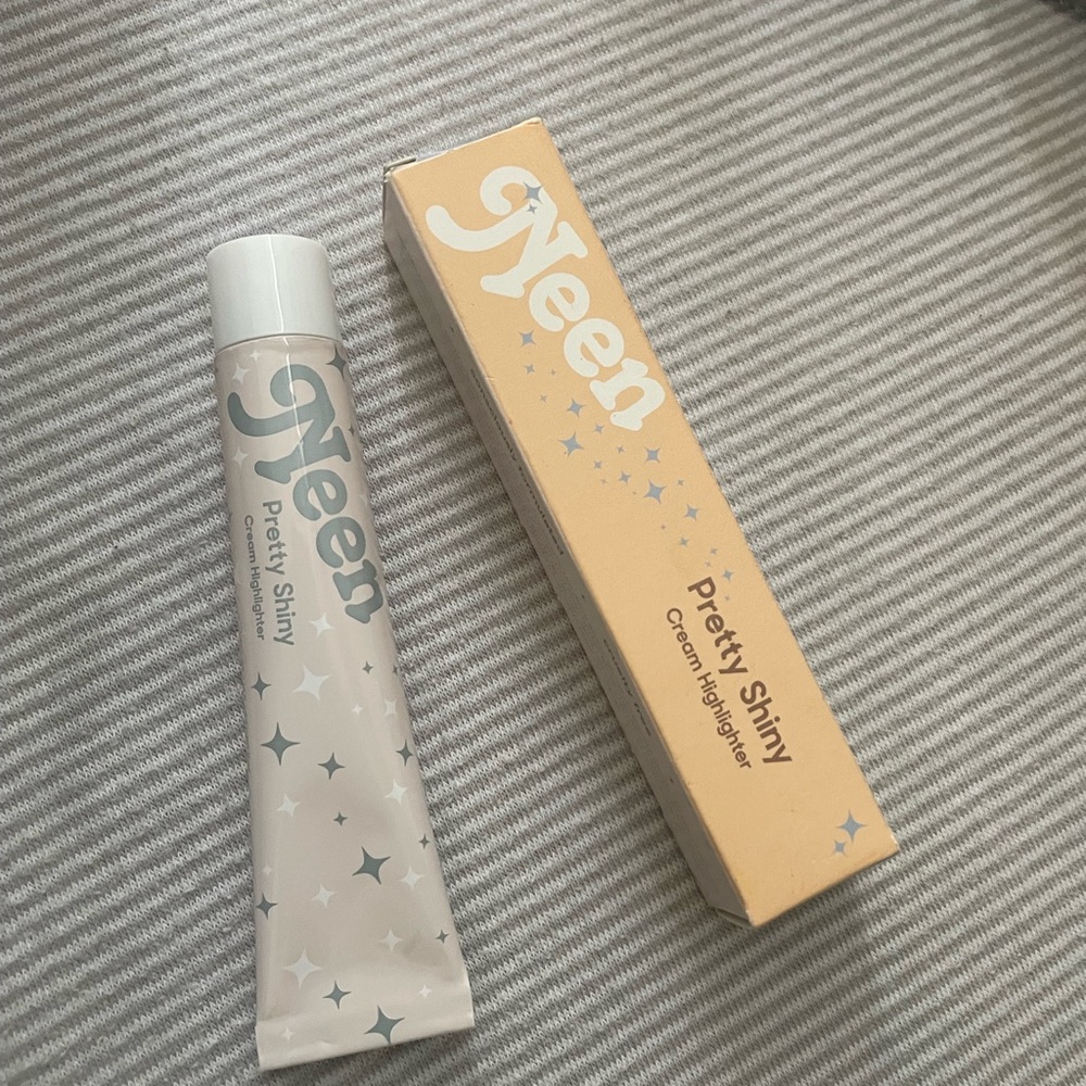 Cream Highlighter - Picture 2 of 2